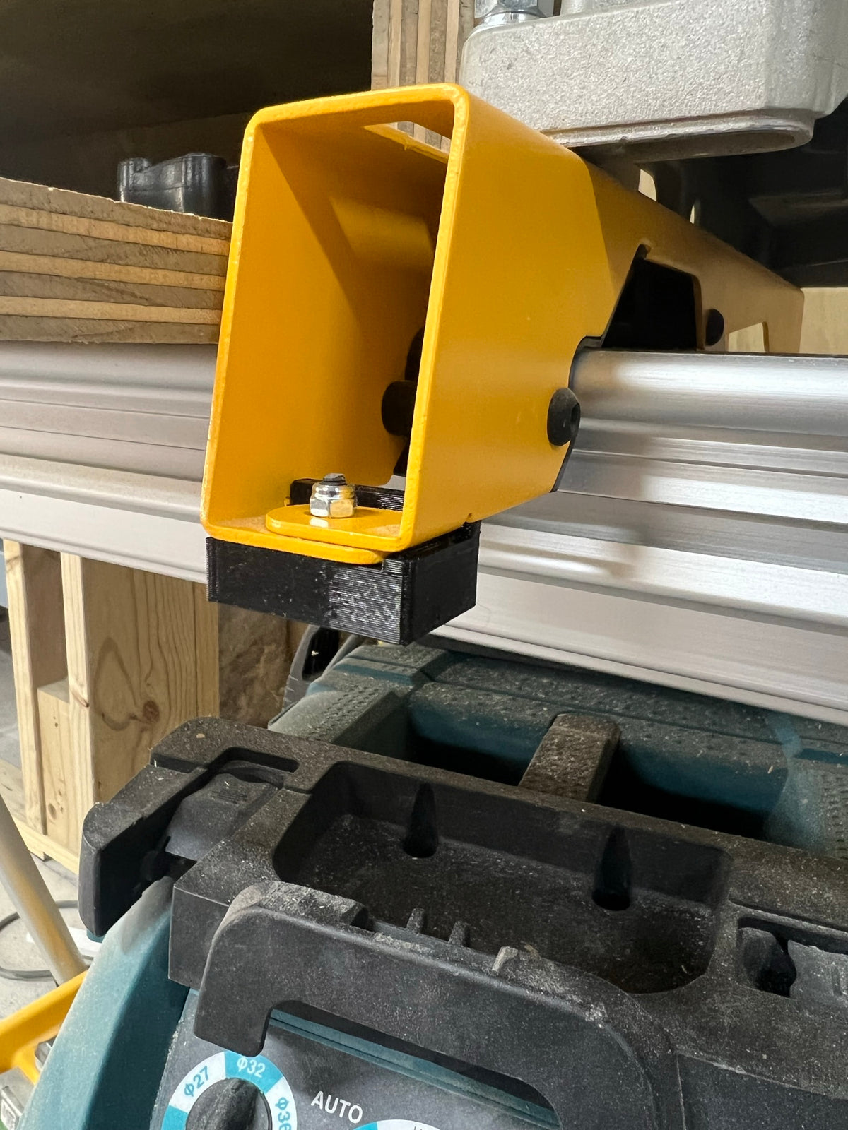 Dewalt Stand Clamps Feet