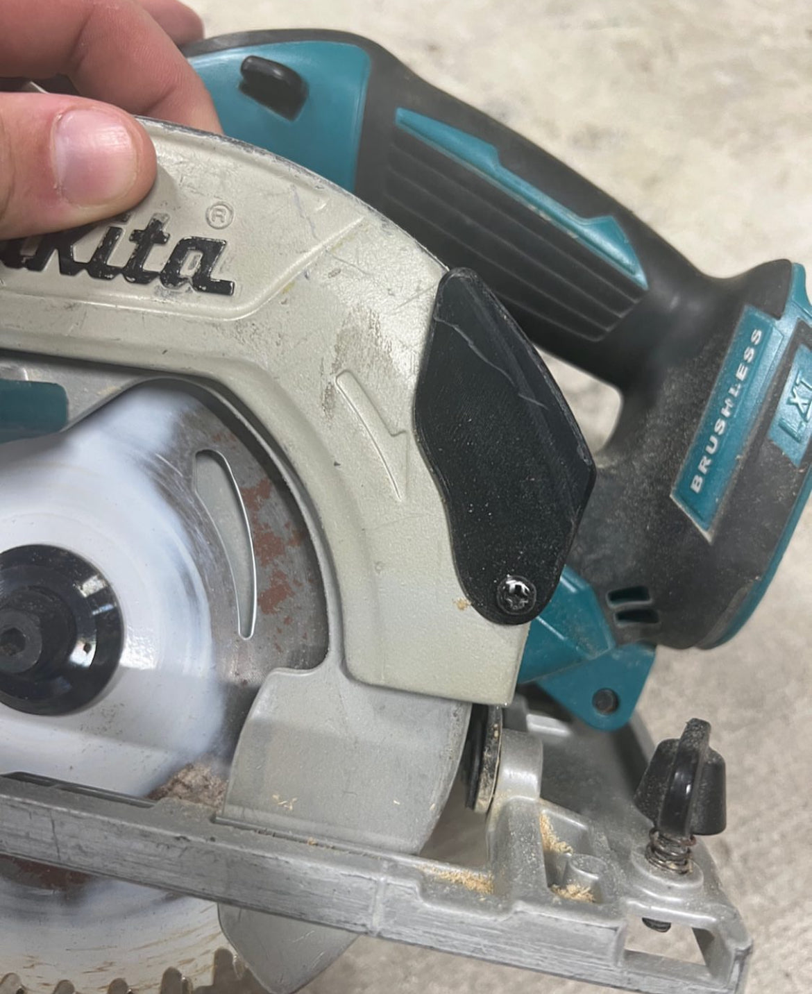 Makita DHS680 Dust Port Cover